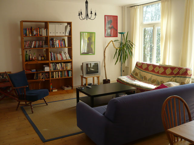 Living_room_1_2011