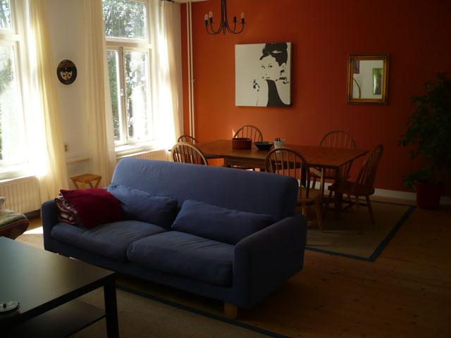 Living_room_2_2011